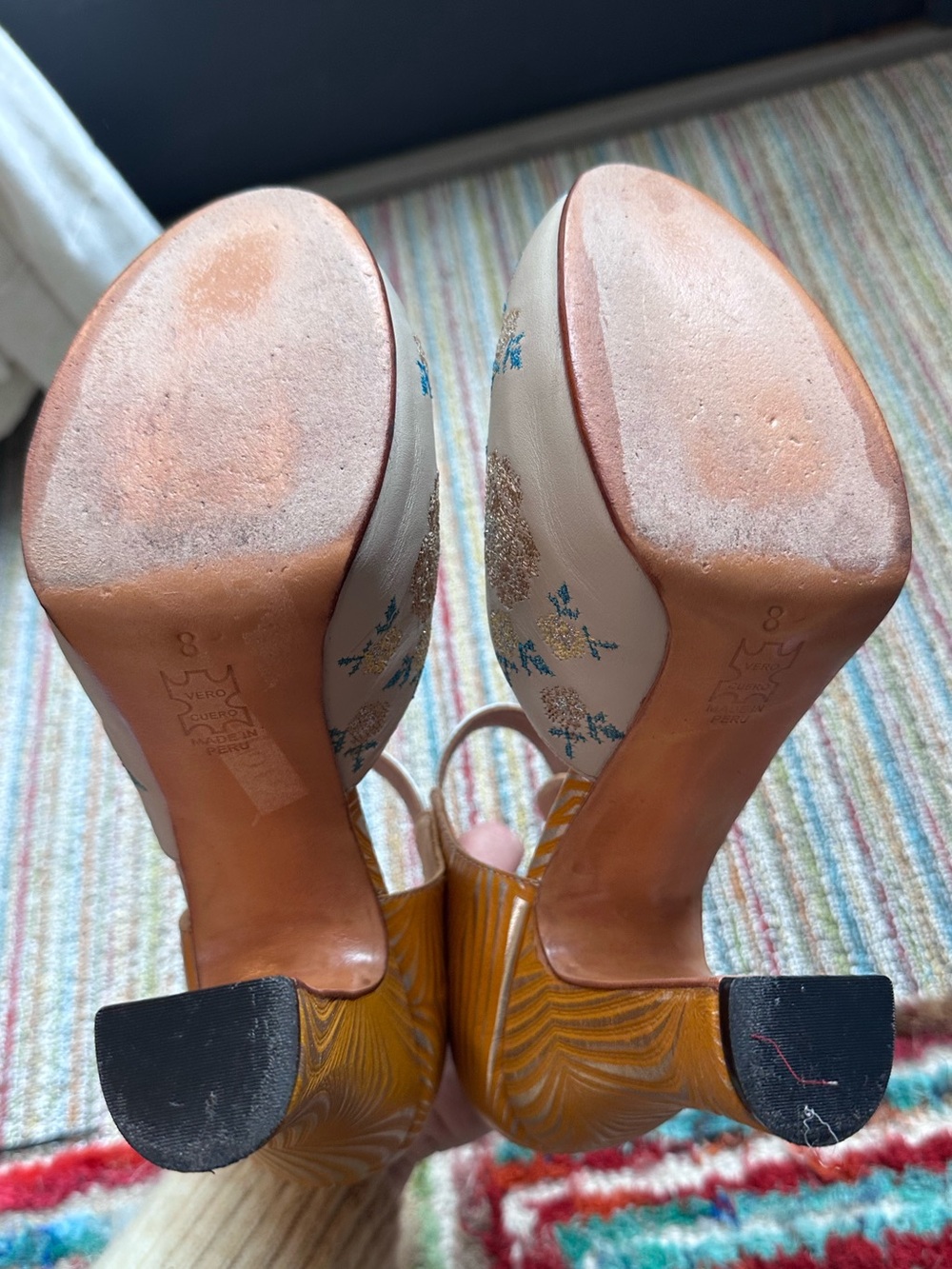 SOLD!! Fluevog NEARLY NEW W BOX Miracles Flora embroidered MJ platform heel-8 - Picture 16 of 16